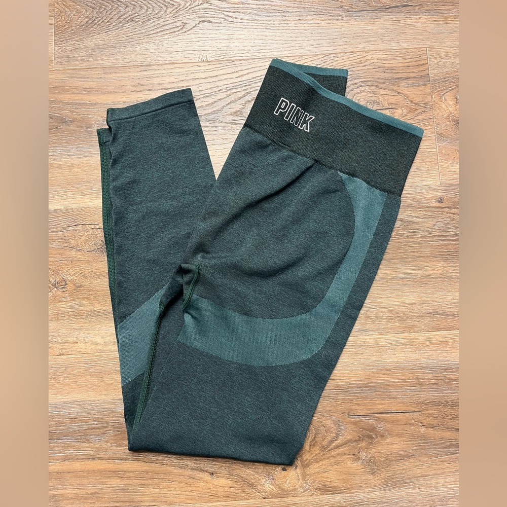Victoria's Secret PINK green Leggings NWT